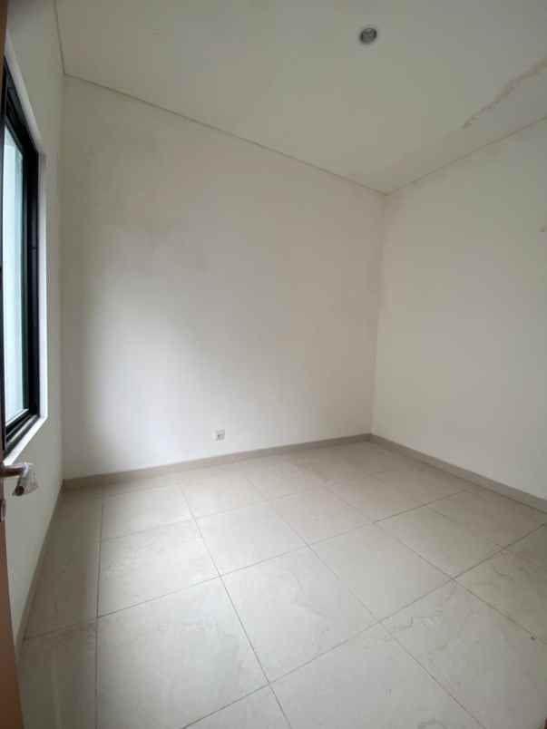 dijual rumah karanggan cibinong bogor