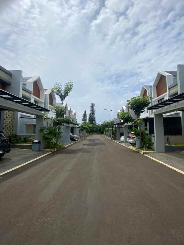 dijual rumah karanggan cibinong bogor