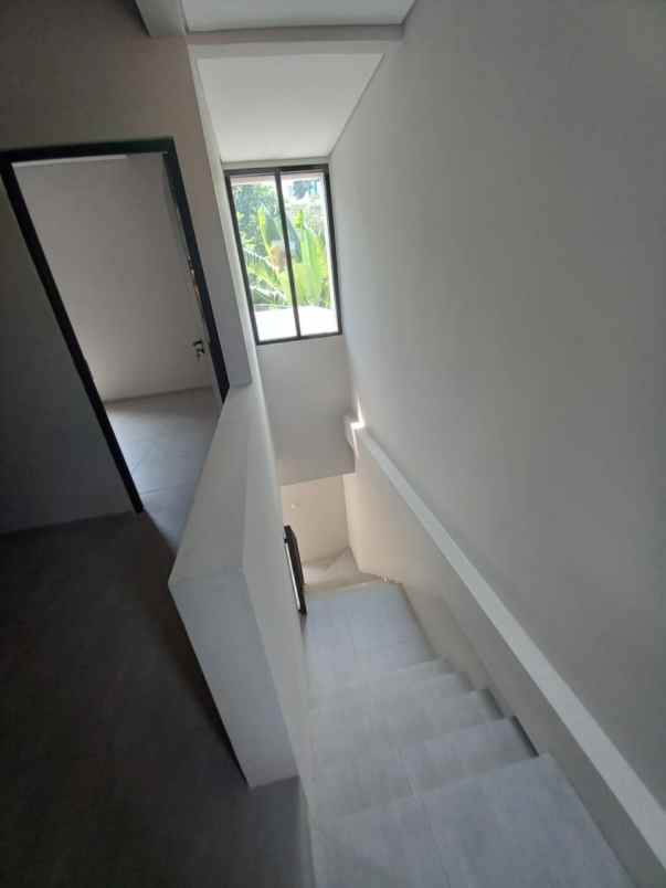dijual rumah kayu putih pulo gadung