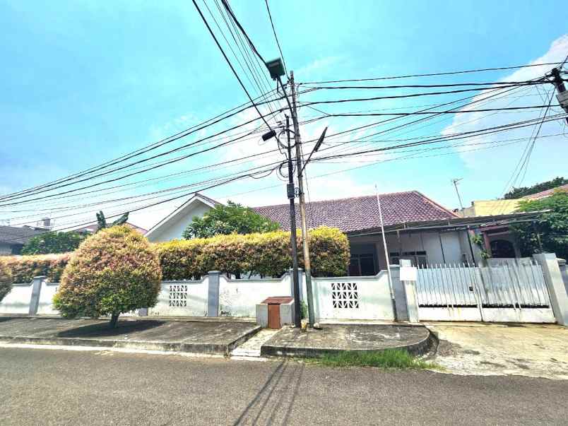 dijual rumah kayu putih pulo mas
