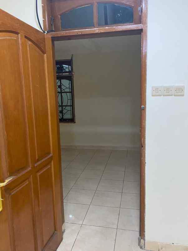 dijual rumah kelapa gading