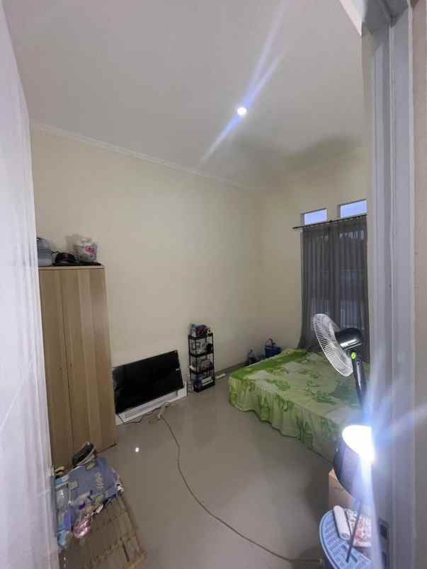 dijual rumah klipang green