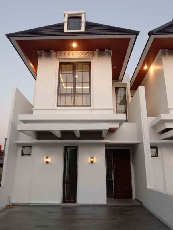 dijual rumah kodau jatiaish bekasi