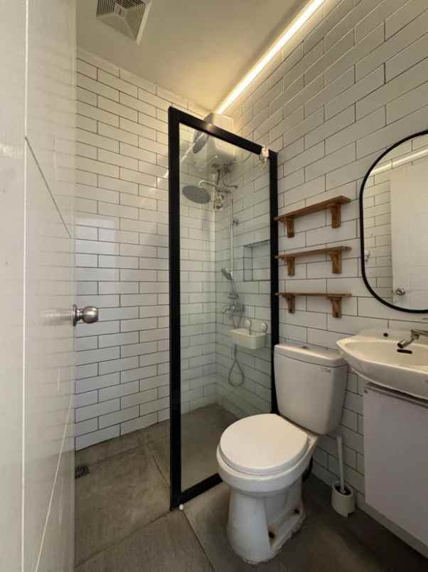 dijual rumah komp buana soetta bandung