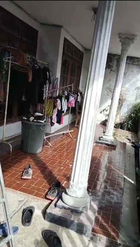 dijual rumah komplek cempaka hijau