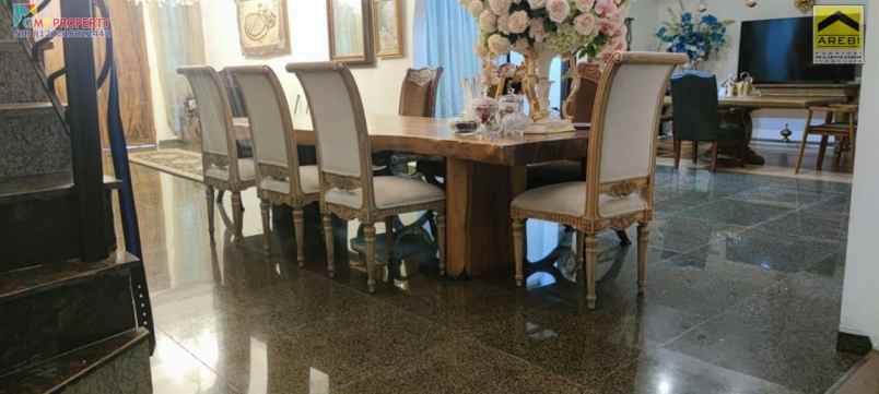 dijual rumah komplek giri loka 3 bsd