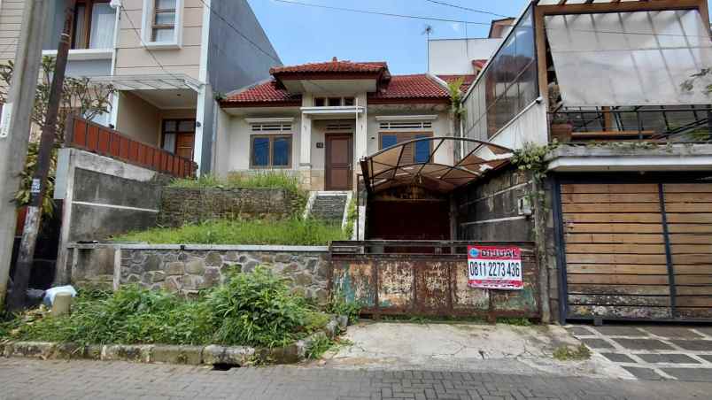 dijual rumah komplek pondok hijau