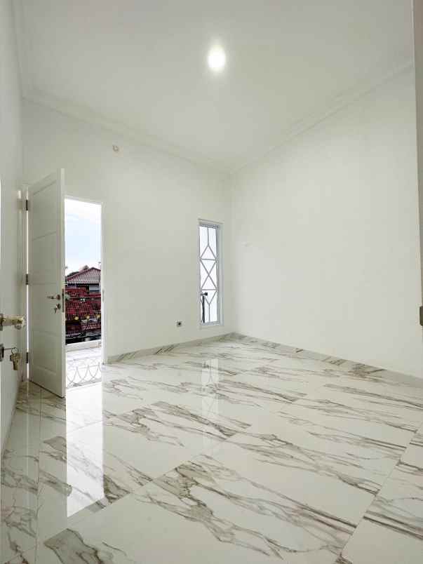 dijual rumah komplek ptb duren sawit