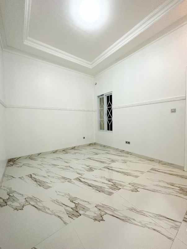 dijual rumah komplek ptb duren sawit