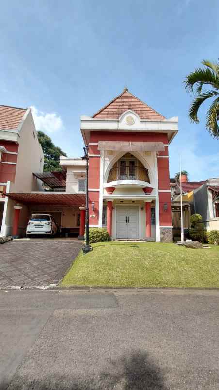 dijual rumah komplek sukasari sarijadi