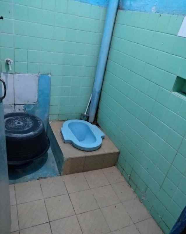 dijual rumah kos 2 lantai dekat stasiun mrt cipete