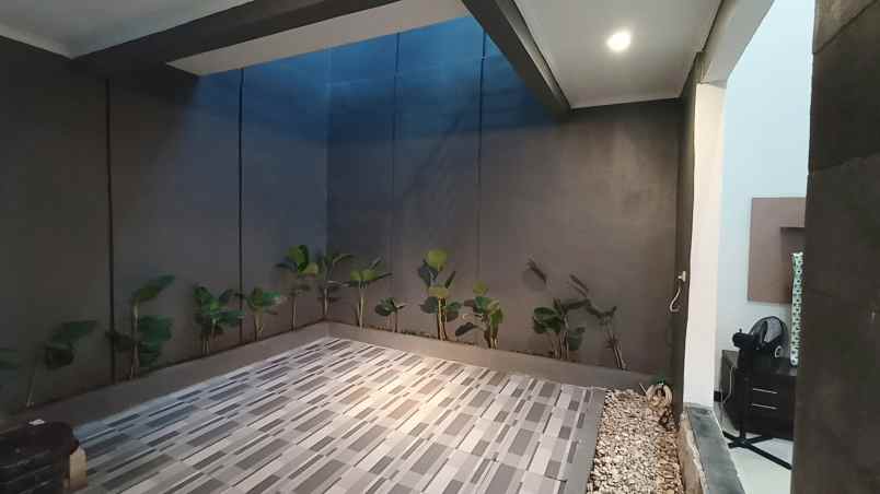 dijual rumah kota wisata cibubur