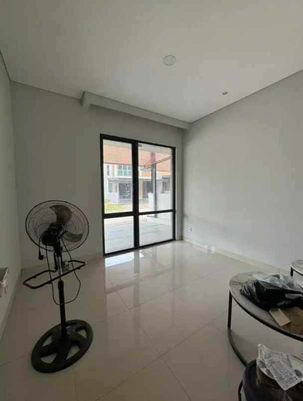 dijual rumah kota wisata cibubur