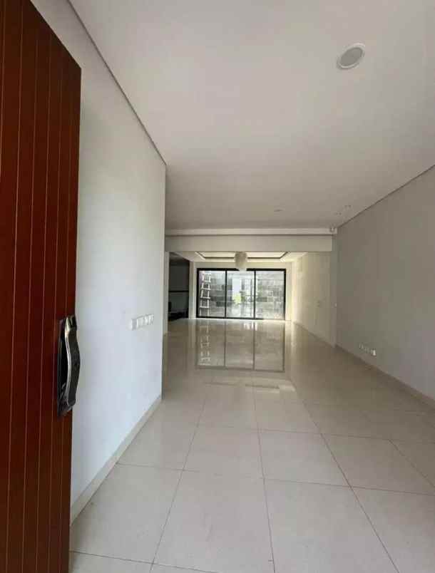 dijual rumah kota wisata cibubur