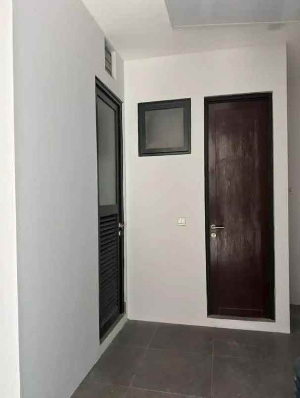 dijual rumah kota wisata cibubur