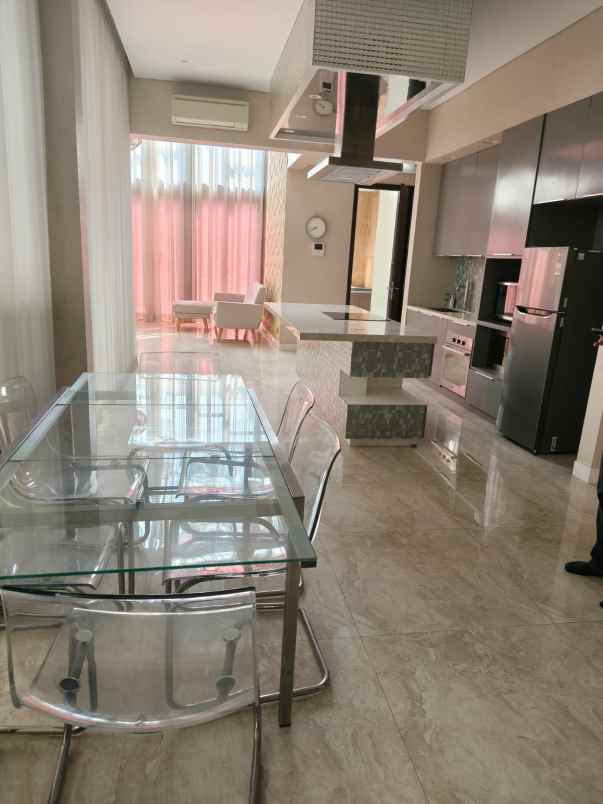 dijual rumah lance wood nava park bsd