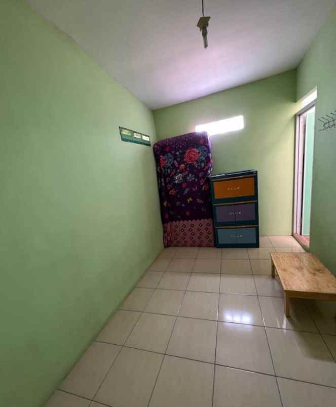 dijual rumah limo