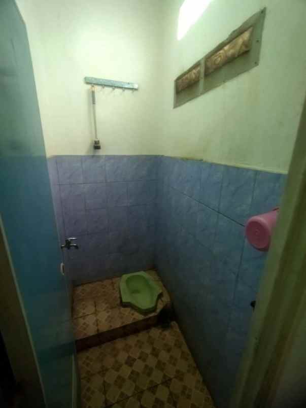 dijual rumah limo