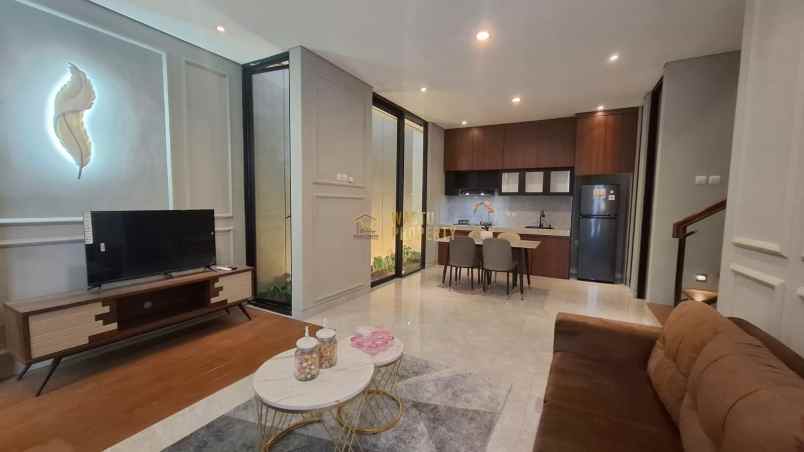 dijual rumah maguwoharjo kec depok kab