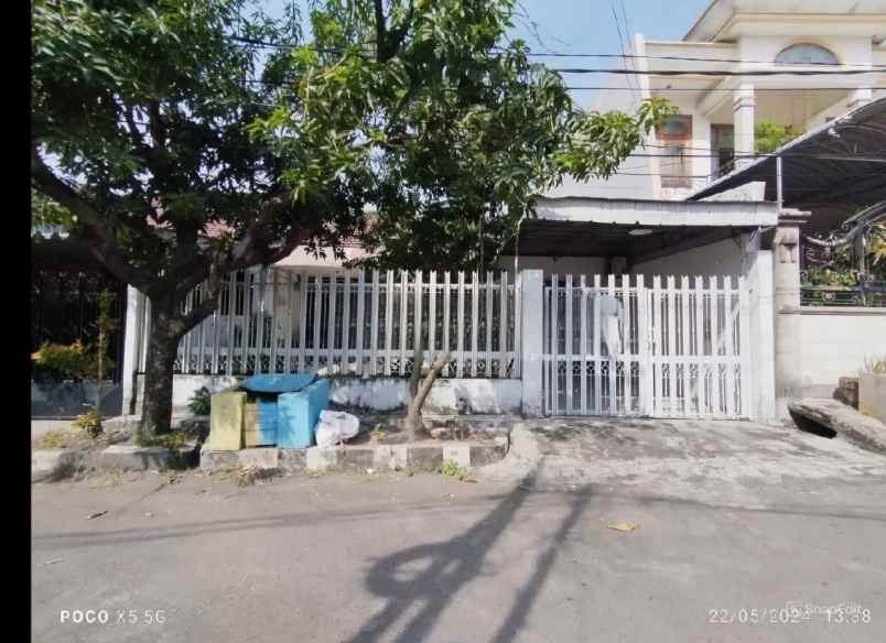 dijual rumah mayjend sungkono