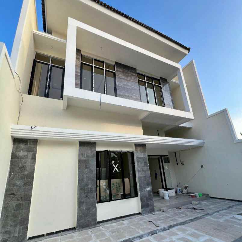 dijual rumah medayu utara