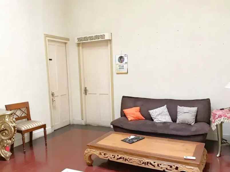 dijual rumah menteng