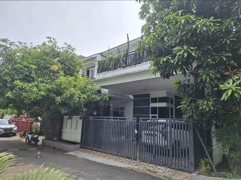 dijual rumah metland menteng ujung