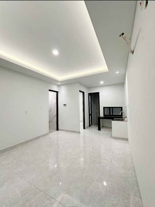 dijual rumah nirwana eksekutif wonorejo