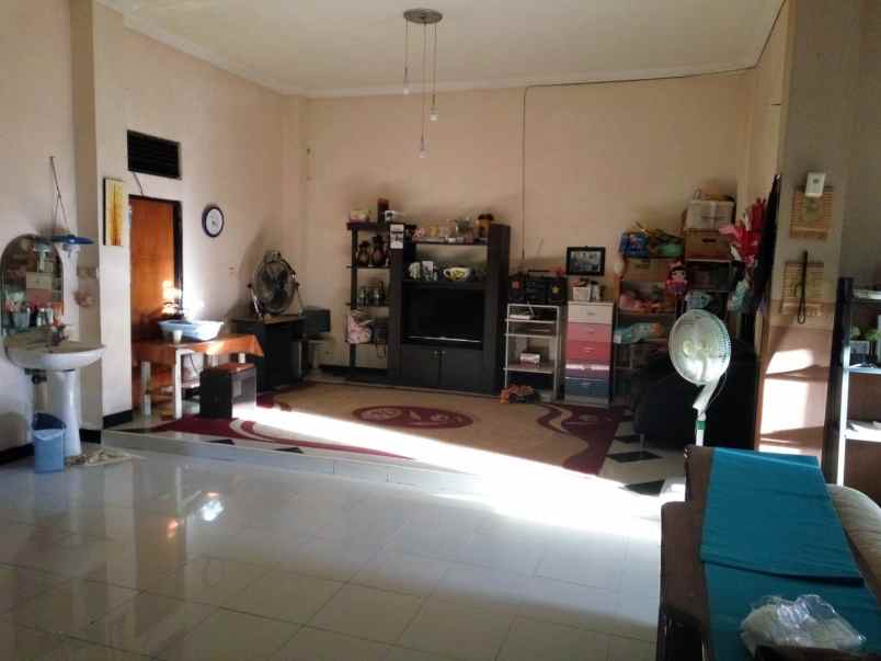dijual rumah open space