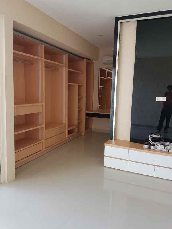 dijual rumah pakuwon city east coast park