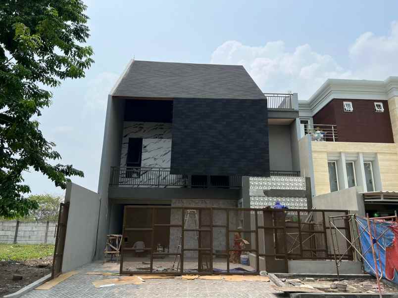 dijual rumah pakuwon city san antonio