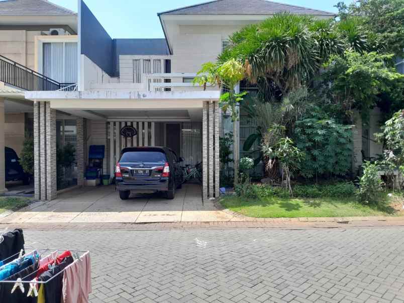 dijual rumah palm beach pakuwon city