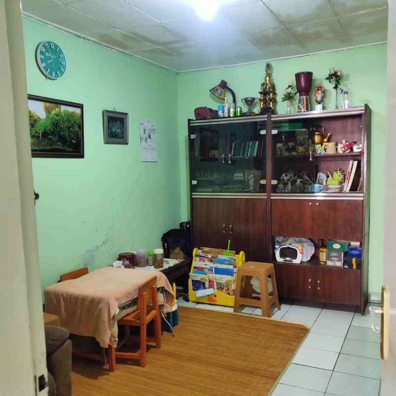 dijual rumah palmerah jakarta barat