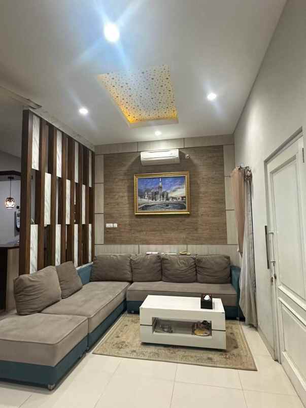 dijual rumah pamulang timur