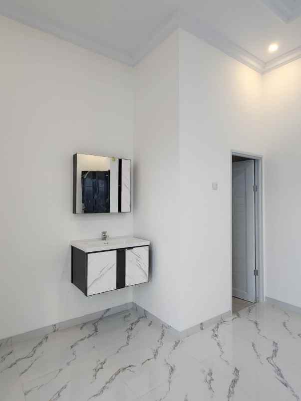 dijual rumah pancoran mas