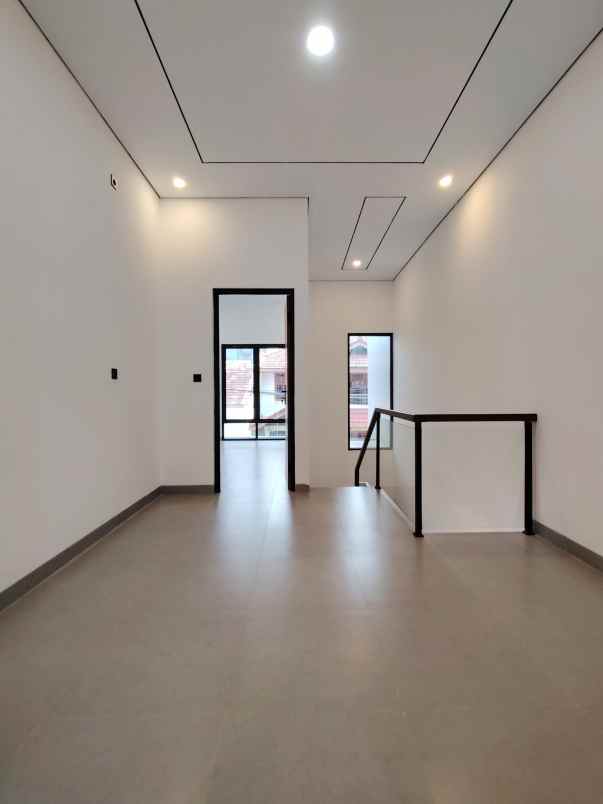 dijual rumah pasar minggu