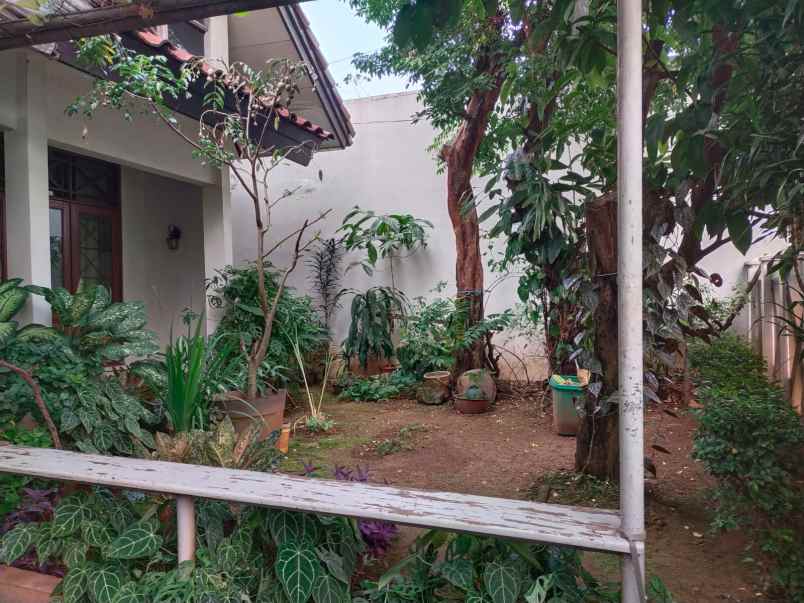 dijual rumah pejaten jakarta selatan