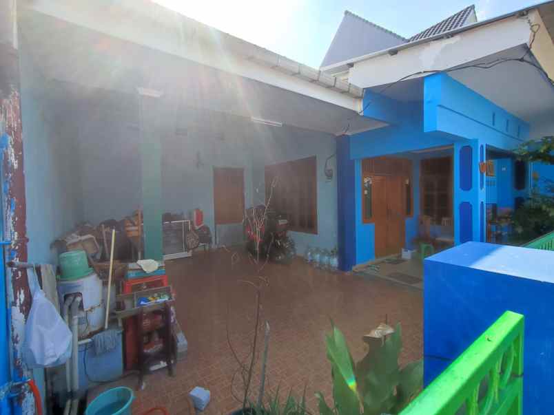dijual rumah pela mampang