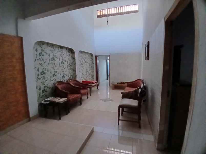 dijual rumah pela mampang