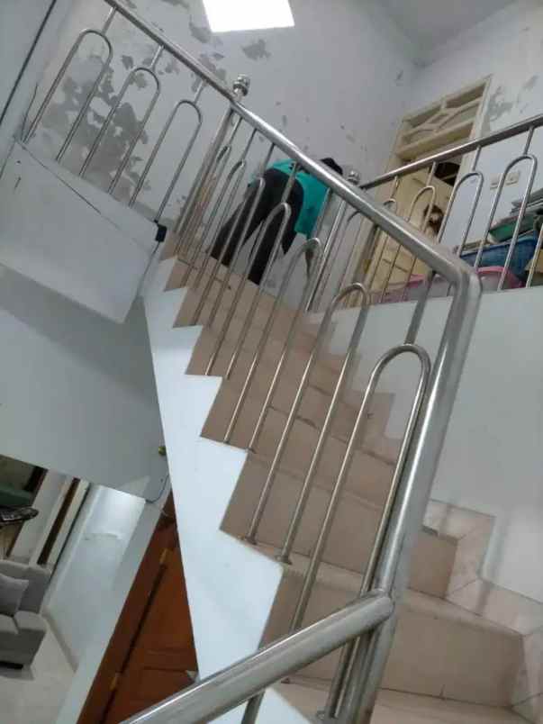 dijual rumah permata hijau permai