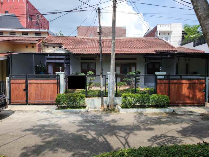 dijual rumah perum bumyagara mustika jaya
