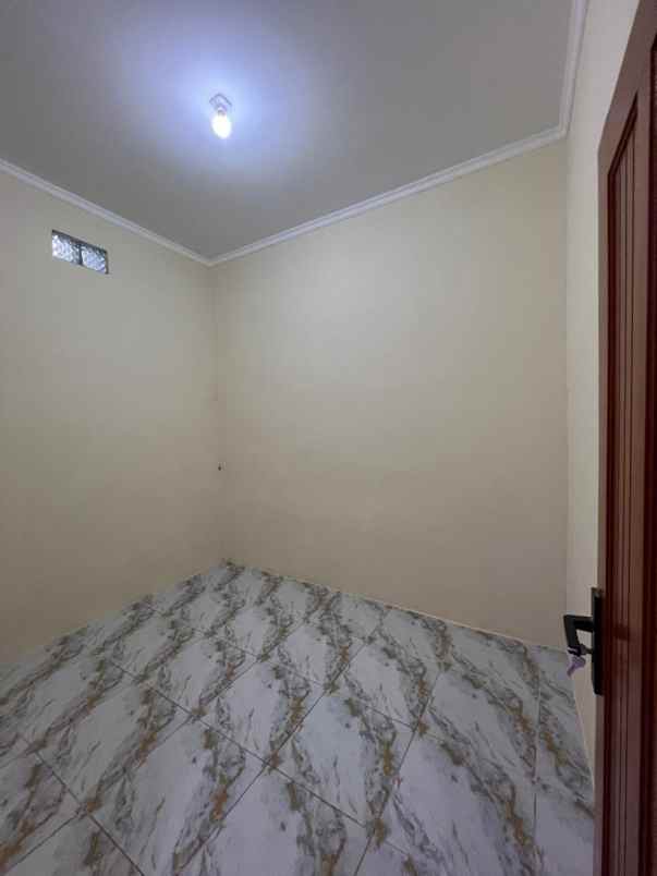 dijual rumah perum taman raya bojonggede