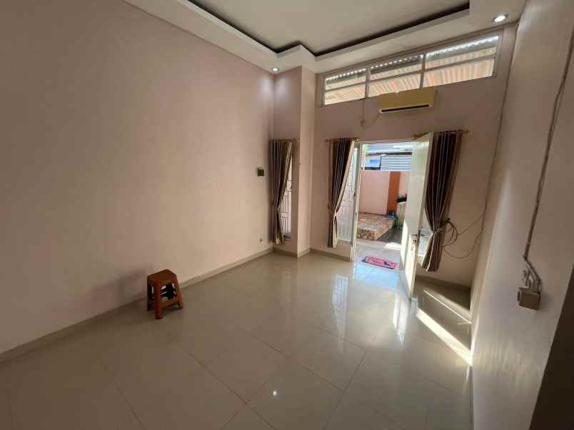 dijual rumah perumahan green mansion