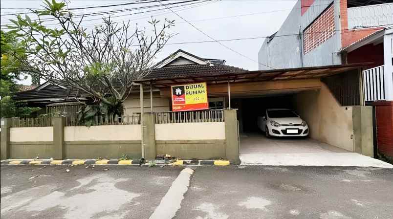 dijual rumah perumahan kopo elok jl