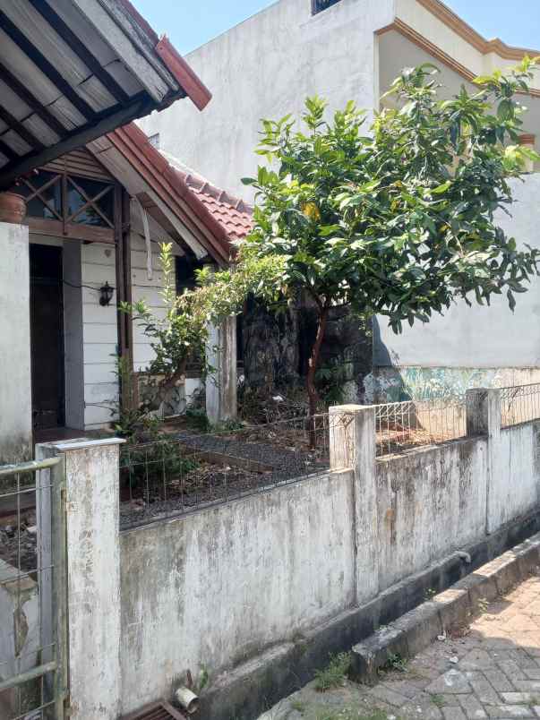 dijual rumah perumahan palem karawaci