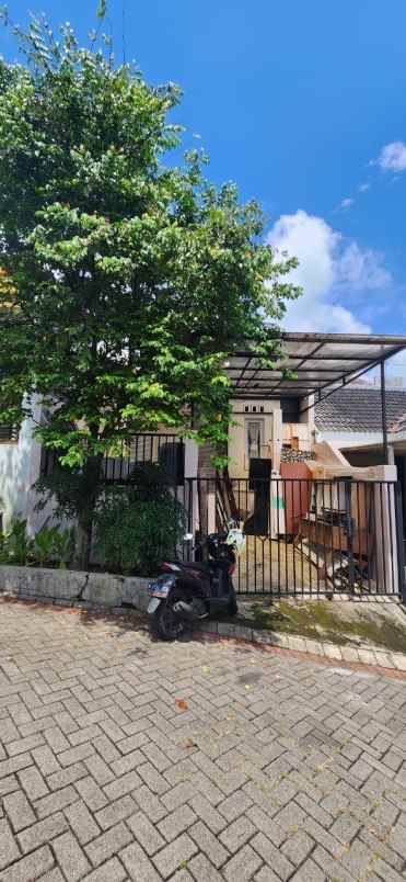 dijual rumah pesona mutiara tidar kota