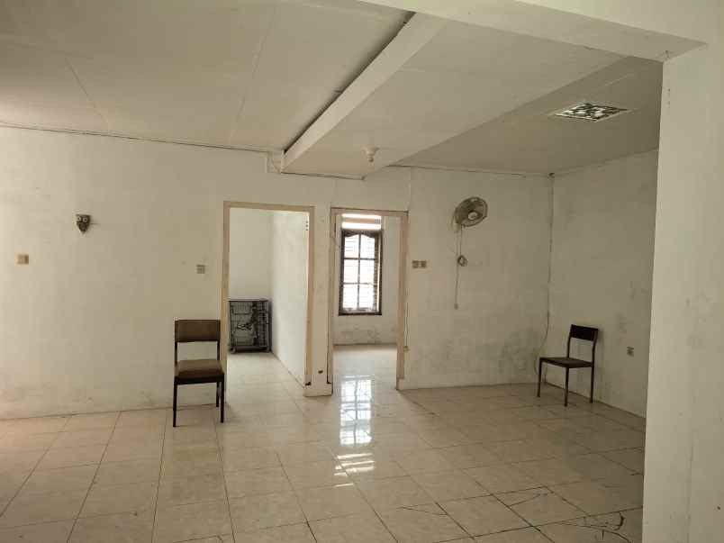 dijual rumah pojok dekat univ islam jember