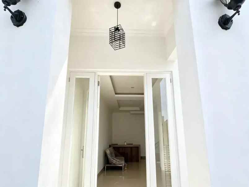 dijual rumah pondok kopi