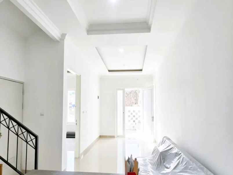 dijual rumah pondok kopi