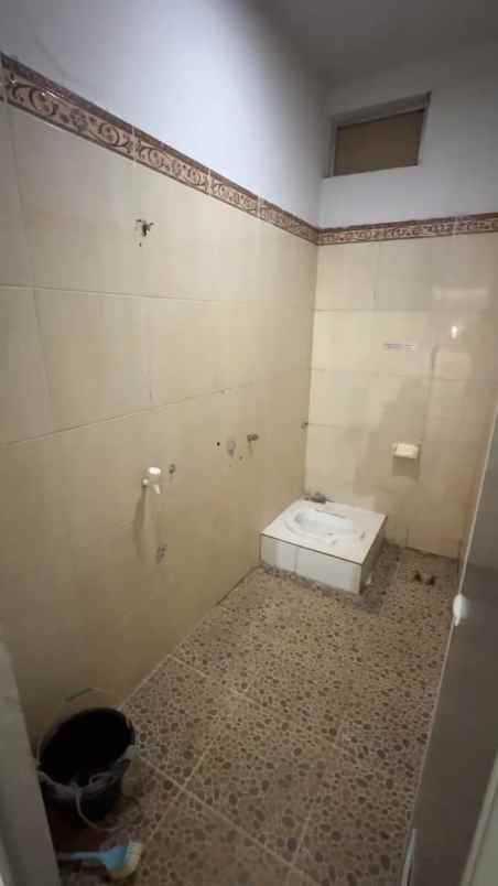 dijual rumah pondok labu